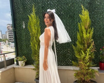 Bridal hair bow, Wedding veil, White bow, Bridal short veil, Bow hair clip,