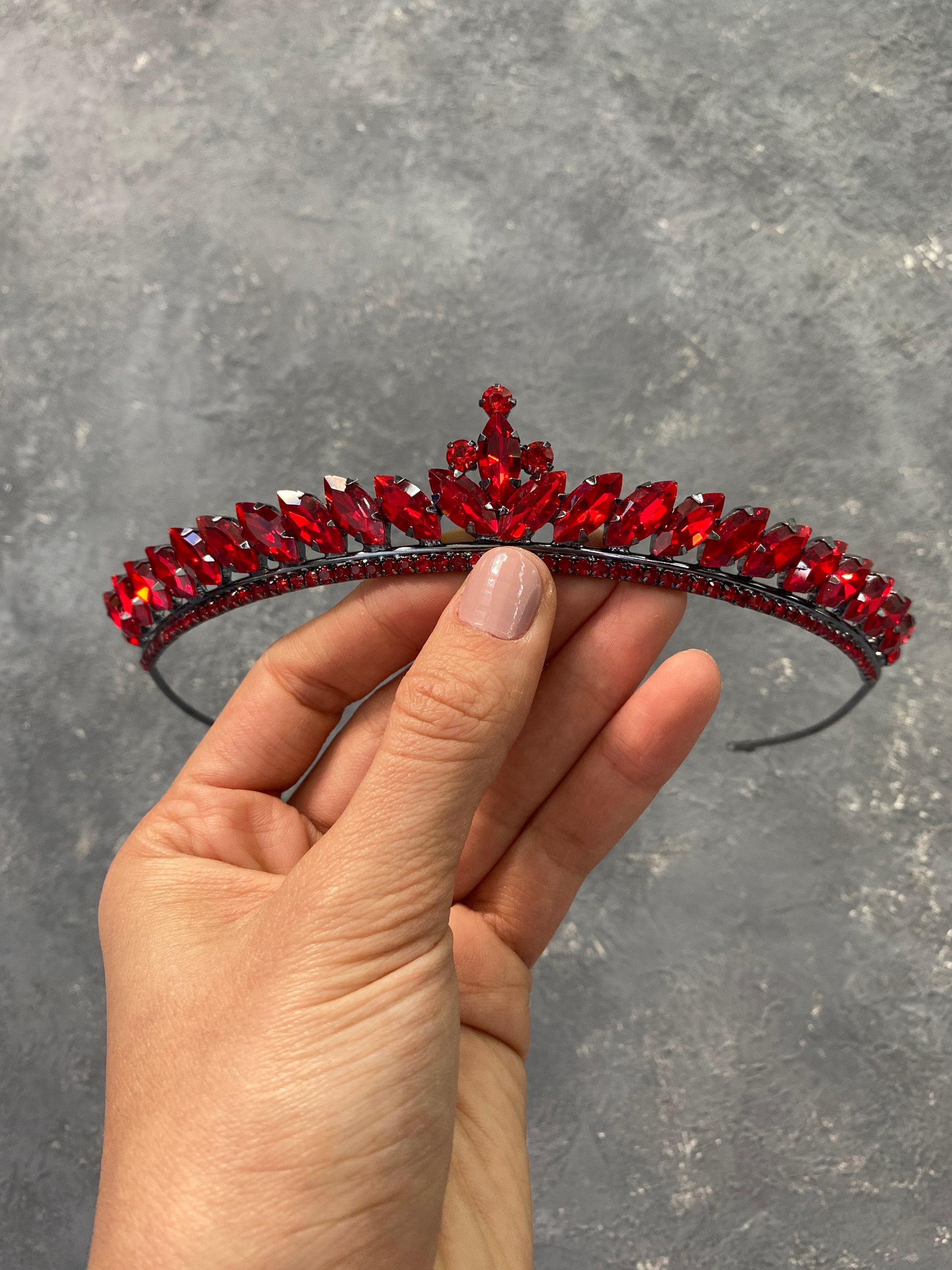 Geyan Braut-Tiara Aus Metall Mit Perlen & Strass – Handgefertigt, Mehrfarbig, Für Hochzeit/Party