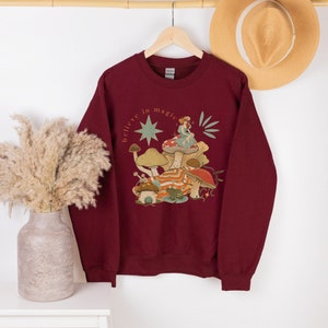 Fairycore Clothing Mushroom Sweatshirt Frog Sweatshirt Witchy Sweatshirt Goblincore Clothing Cottagecore Sweatshirt Aesthetic Clothes
