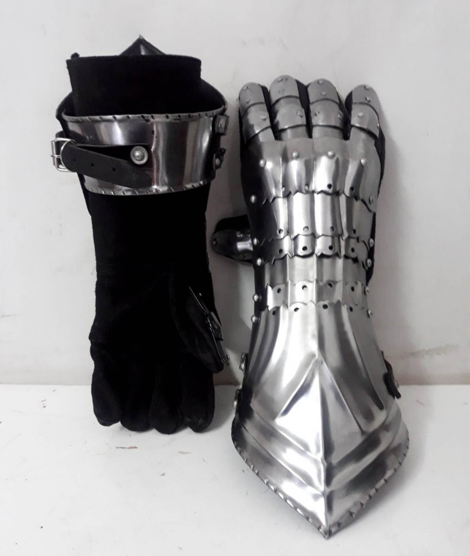 Medieval Gauntlet Armor Pair Gloves Armor Wearable Gloves - Etsy UK