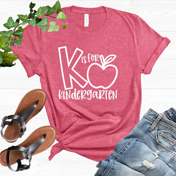 K est pour la maternelle, l’enseignant de maternelle, la chemise de maternelle, la chemise de l’enseignant, la chemise de sortie sur le terrain, la chemise alphabet, le cadeau pour les enseignants