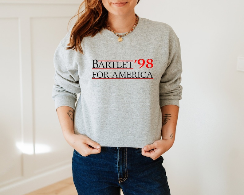 Sudadera con capucha "Bartlet For America 1998" de El Ala Oeste, sudadera de campaña electoral, sudadera con capucha del Día de la Independencia de EE. UU., sudadera de regalo del 4 de julio imagen 2