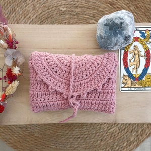 Tarot pouch, cards, customizable crochet oracle