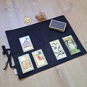 Kleine fluwelen orakel- en tarot tekenmat / altaar