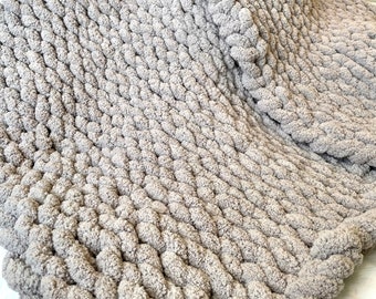 Nursery Decor , Chunky Hand Knitted Blanket, Chunky Knit Blanket, Knitted Blanket, Arm Knit Blanket, Chunky Chenille Blanket, Home Decor