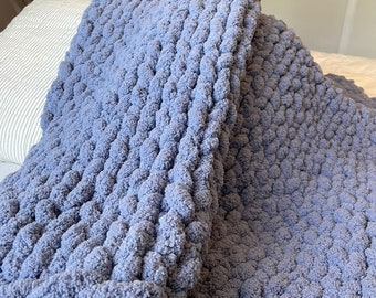 Christmas gift, Holiday gift, Chunky Hand Knitted Blanket, Chunky Knit Blanket, Knitted Blanket, Arm Knit Blanket, Chunky Chenille Blanket