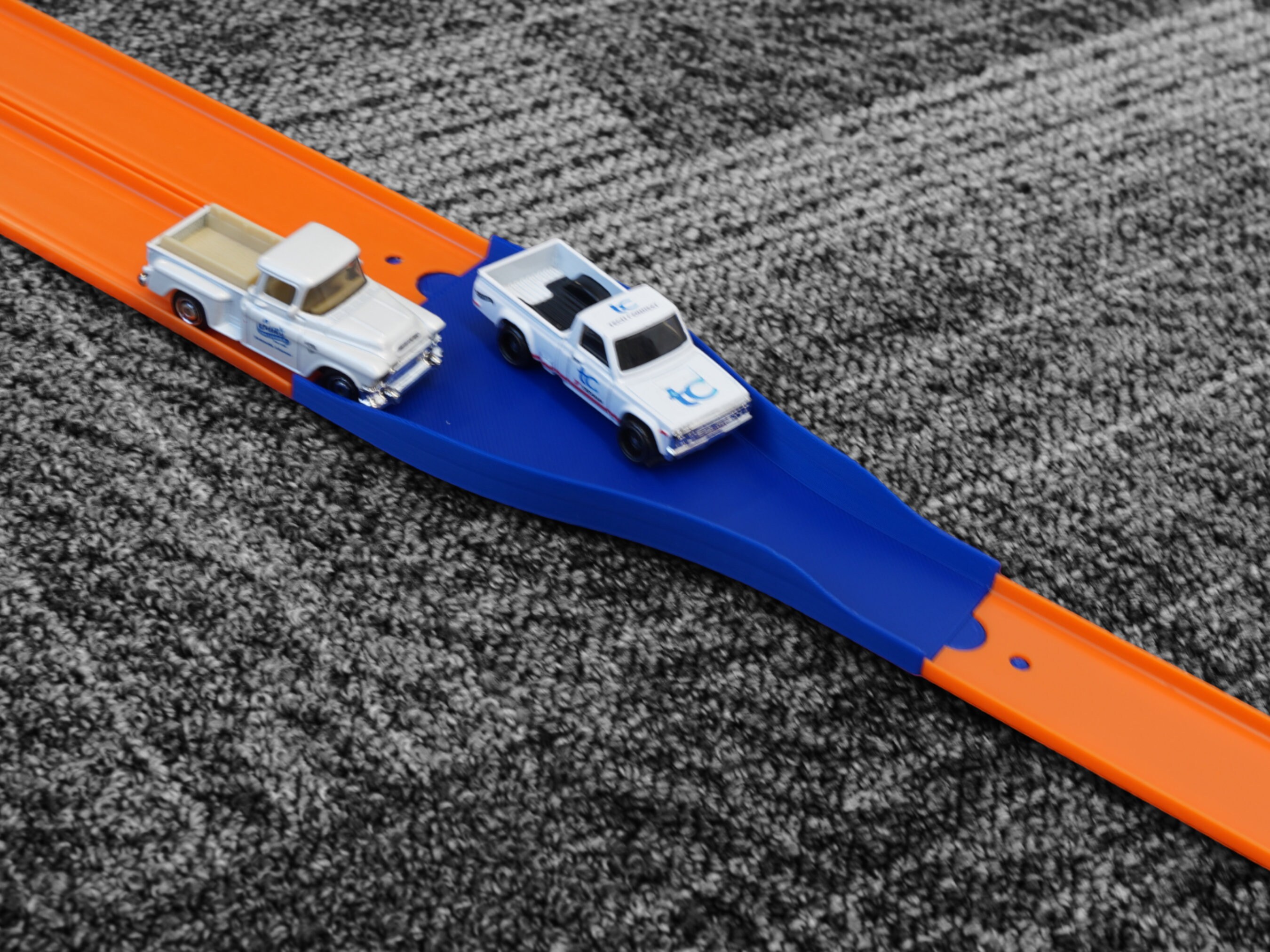 Hot Wheels Compatible Merge Track Piece of 2- grey