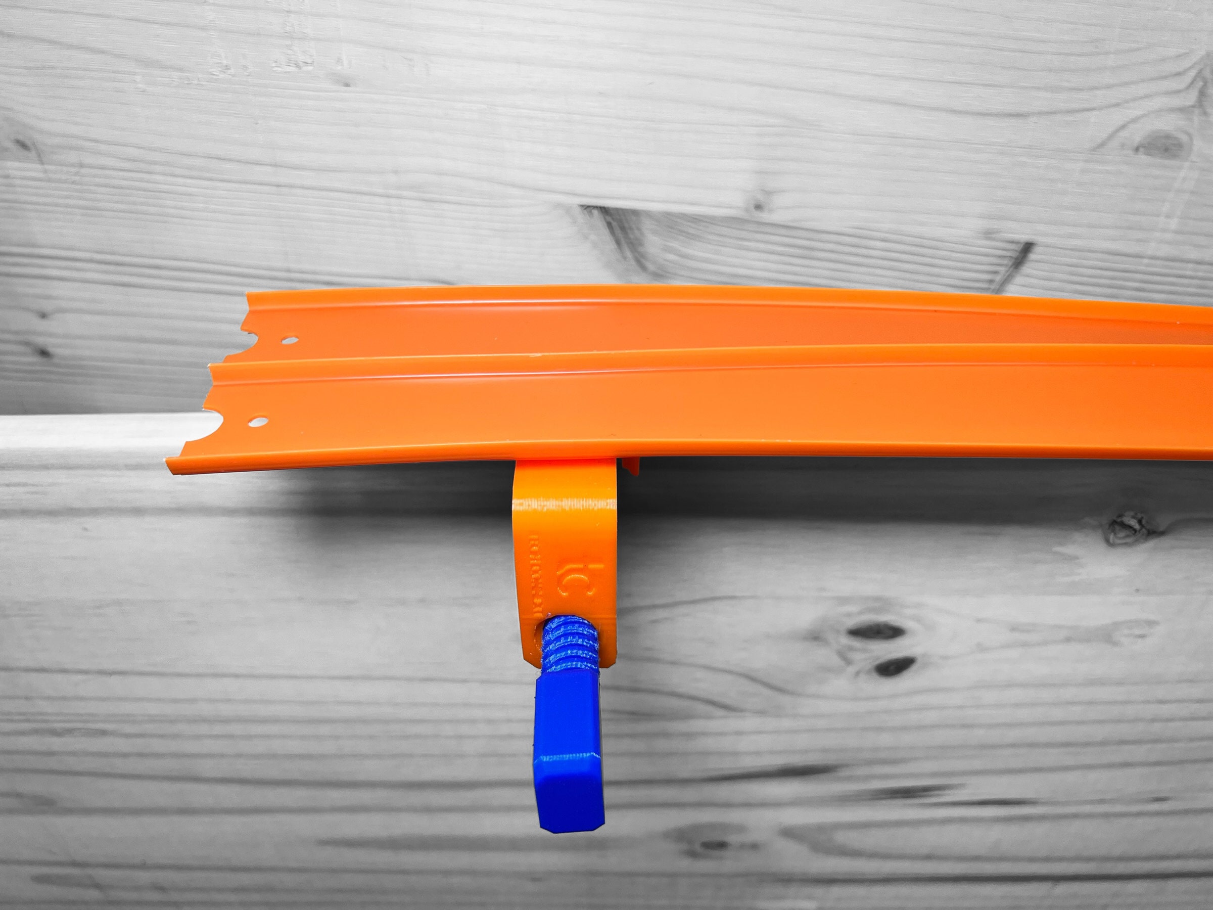 Morsetto Per Pista Hot Wheels Arancione/blu &ndash; Compatibile Con Pista C, Fatto A Mano