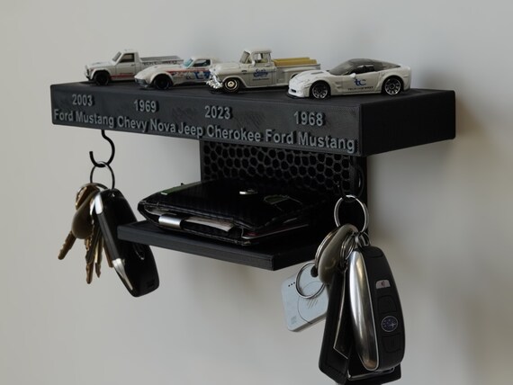 1930 Hupmobile Car Emblem Keychain - Heavy Duty Key Ring For Men & Women - Vintage Car Design Key Holder - View #9
