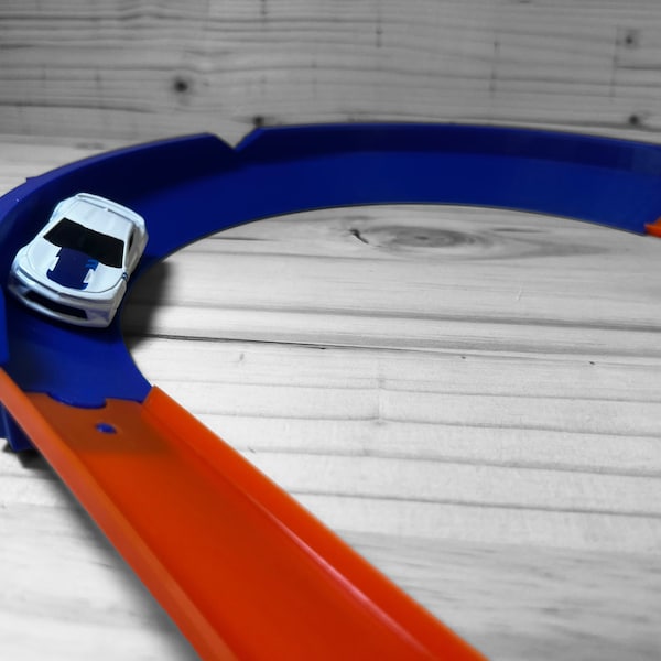 180 Deg Banked Turn | 180 Deg Turn | 1/64 Scale Turn | Compatible with Hot Wheels and Matchbox Cars and Track