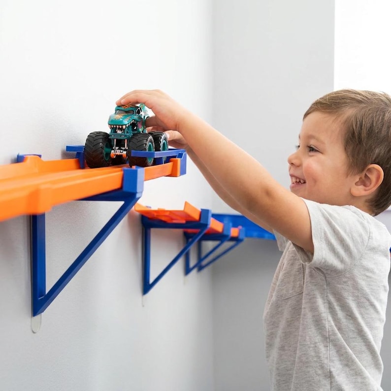 Pista de Monster Trucks para montaje en pared / Compatible con Hot Wheels y Monster Jam / Decoración para habitaciones infantiles imagen 2