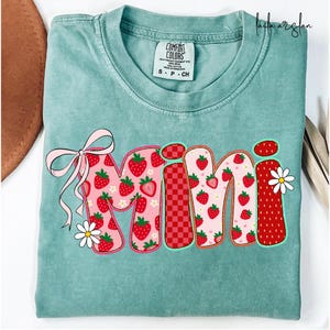 Mama Mini Strawberry Png, Söt Strawberry Floral Coquette rosett Sommar Mama Png, Mors dag Png Custom Preppy Mama Mom Summer Sublimation bild 4