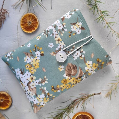 Floral book sleeve with pocket and button closure for girlfriend gift, Protector for book lovers, Fabric book sleeve with pocket for kindle