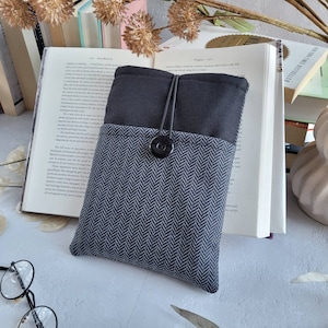 Herringbone fabric Book Sleeve for Valentines gift, Padded Large Book Sleeve with Button Closure, Fine Wool Custom Book Sleeve