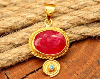 Collier avec pendentif rubis, pendentif en argent rubis, pendentif en argent sterling, pierre de naissance de mars, cadeaux personnalisés pour elle Cadeau pour elle