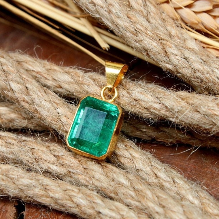 14K Gold Colombia Emerald Pendant, Handmade Antique Jewelry, 925 Sterling Silver
