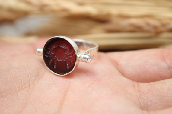 Cancer zodiac stone ring - Horoscopeaz.com