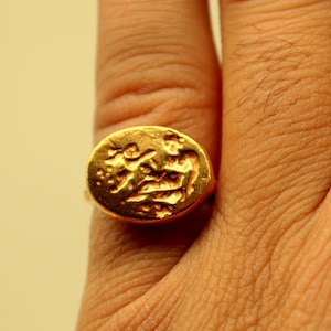 Signet Ring, Intaglio Ring, 925K Sterling Silver, Roman Coin Ring, Ancient Coin Ring, Unique Jewelry, Gift For Mom, Coin Ring For Womens