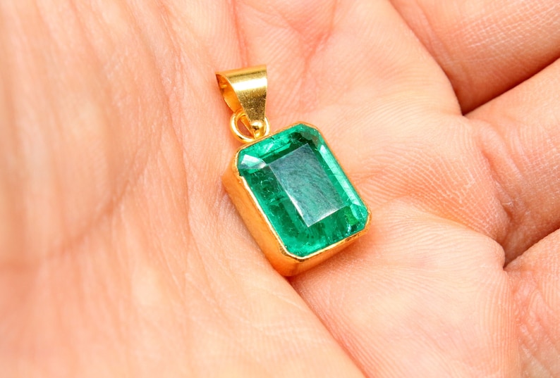 Colombian Natural Emerald 925 Sterling Silver Pendant, May Birthstone, Gemstone Jewelry, Handmade Jewelry, Birthstone Pendant zdjęcie 2