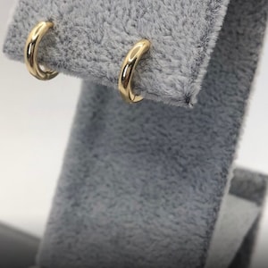 Pair of small minimalist rings plated with fine 18k gold or silver