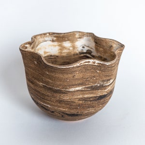 Wavy Ikebana Vase, Centerpiece