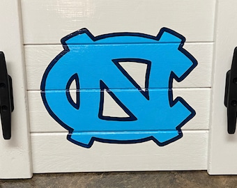 UNC  UNIVERSITY of North Carolina    tailgate tray handpainted