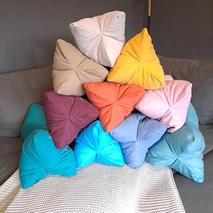 Leseknochen, Lesekissen, dänische Wimpelkette, Leinen, verschiedene Farben