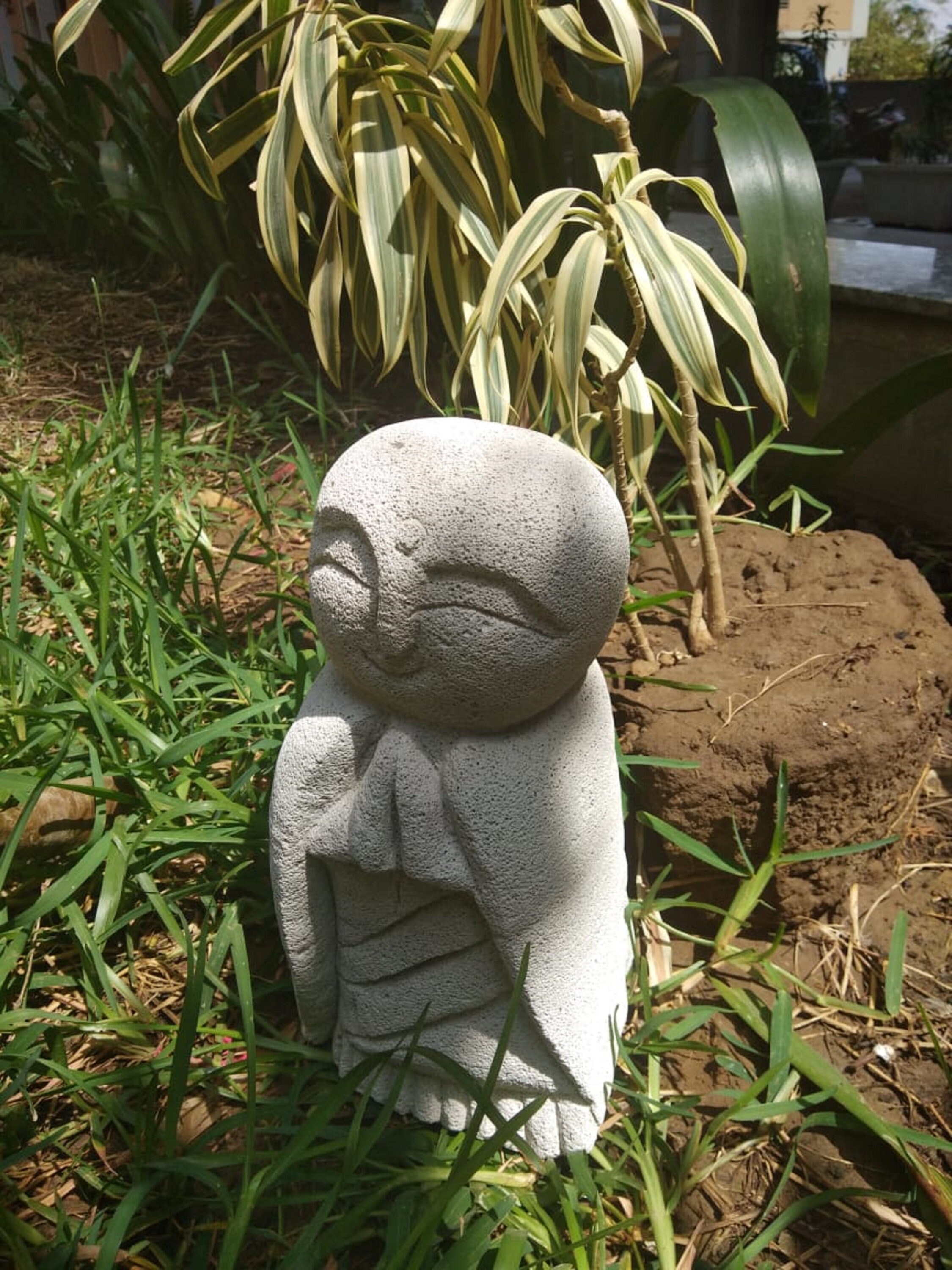 Jizo Statue Praying Jizo statue Garden Art Garden Décor Etsy