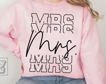 Mrs SVG - Varsity Bride to Be Design - Bachelorette SVG - I said yes - Cricut cut File - Engagement png - Future Mrs Shirt - Fiancee SVG