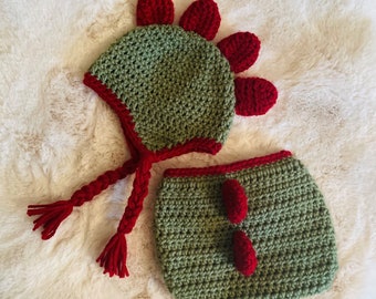 Dinosaur Diaper Cover Set, Crochet Diaper Cover and Hat, Newborn/Infant Outfit, Baby Shower Gift, Newborn Photo Prop, Dinosaur Costume