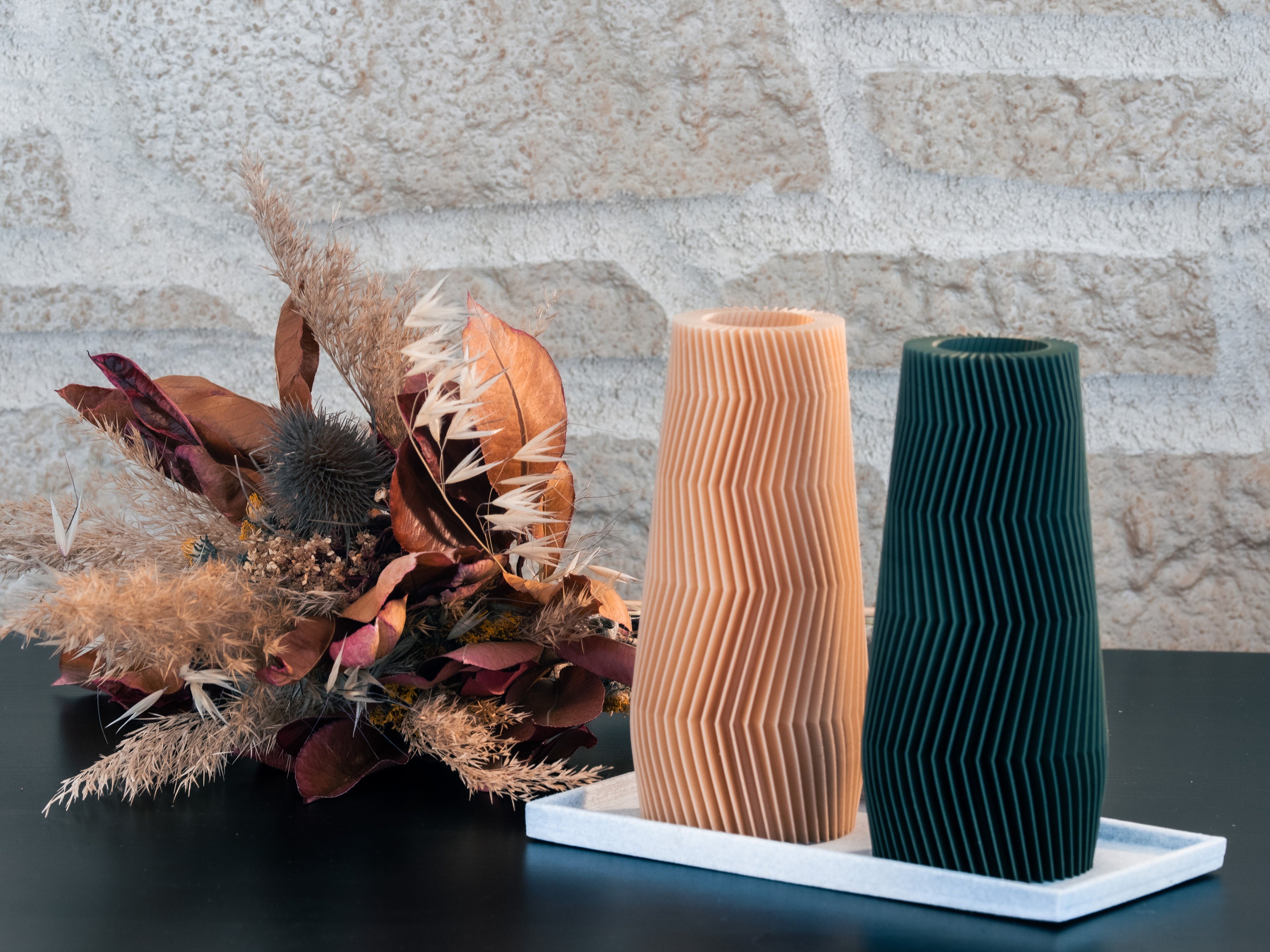 Vase Ligne Design en Plastique Naturel