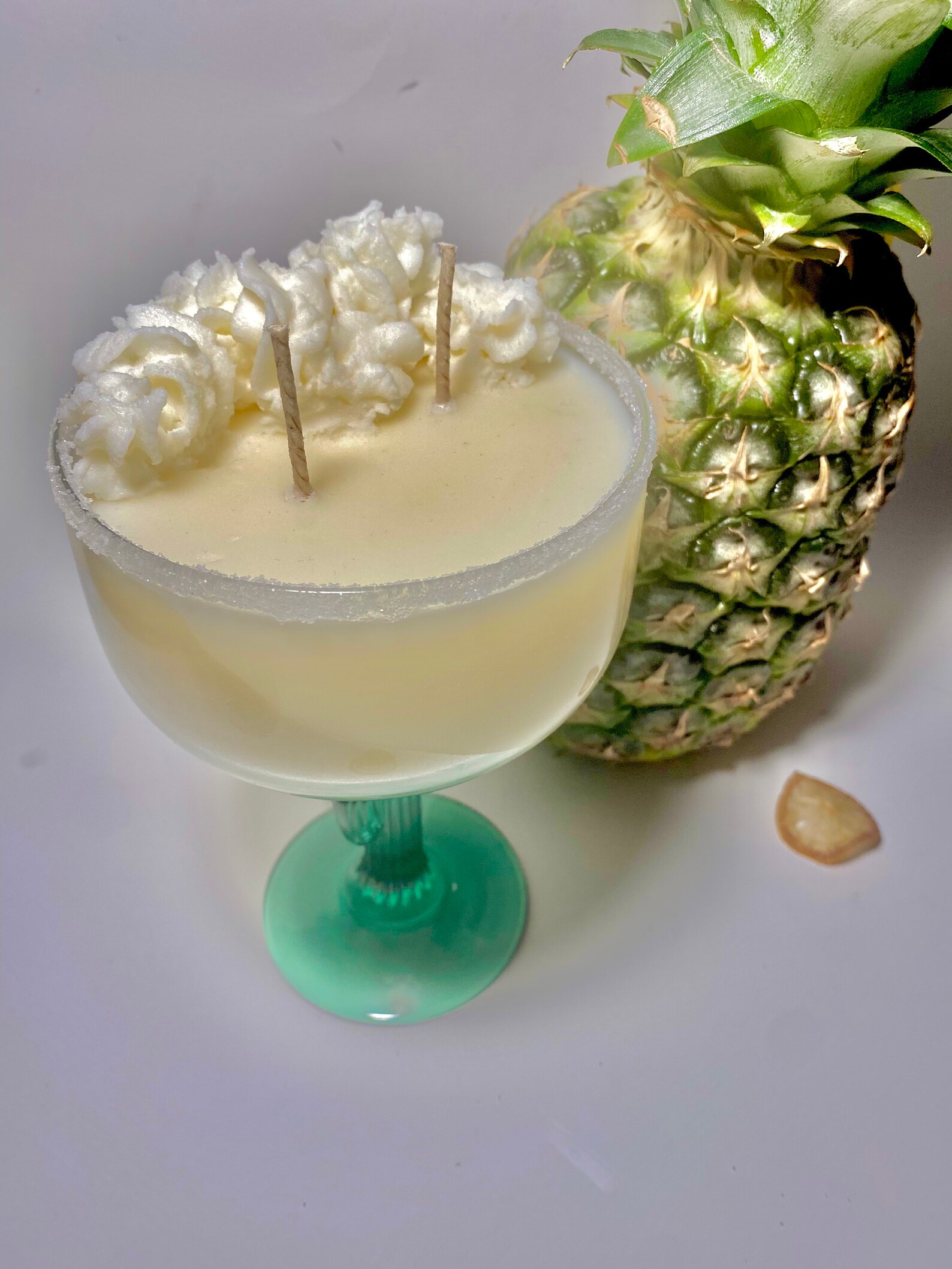 Piña Colada Cocktail Candle 16 Oz Soy Wax Candle Summer Scent Drink