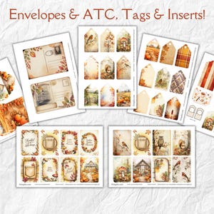 Op de afbeelding: Assortiment van bedrukbare papieren ephemera, waaronder tags, inzetstukken en enveloppen, met een herfstthema. De ontwerpen bevatten aquarel illustraties van vogels, paddenstoelen en herfstbladeren. De tekst "Envelopes & ATC, Tags & Inserts!" staat bovenaan.