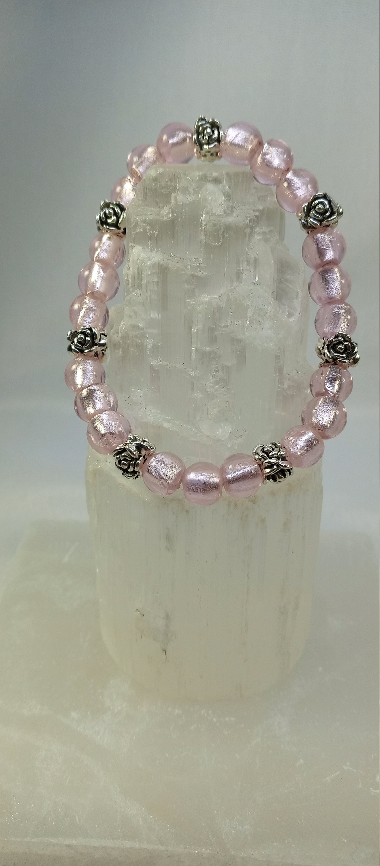 Pink Gray Clear Crystal Glass Bead Gold Tone Cluster Accent Stretch Bracelet id-2933 Pink Gray Clear Crystal Glass Bead Gold Tone Cluster Accent Stretch Bracelet id-2933