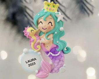Decorazione natalizia personalizzata a forma di sirena: regalo per bambina, decorazione in resina