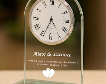 Horloge d'anniversaire de mariage en verre, cadeau personnalisé.