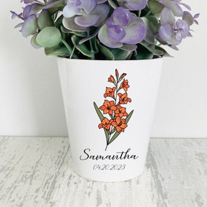 Custom Planter - Personalized 12 oz Ceramic Flowerpot, Mother's Day Gifts, Birthday Gift, Grandma Garden Gifts, Gifts for Her, Office Gifts