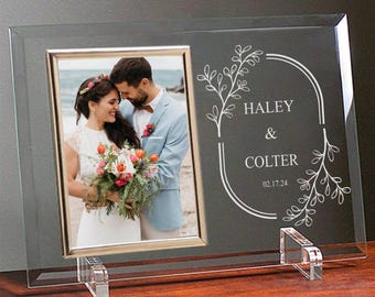 Personalized Wedding Frame, Custom Anniversary Gifts, Engage, Gift For Bride, Wedding Souvenir Frames, Gifts for Couples, Newlyweds Gift