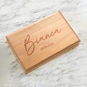 Personalized Jewelry Box, Wedding Favors, Custom Name Wood Travel Jewelry Case, Personalized Bridesmaid Gift, Birthday Gift, Gift for Her