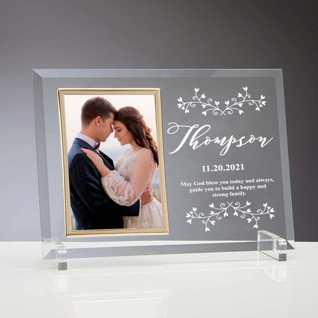 Engraved Wedding Frame Frame for Wedding Souvenirs personalized Wedding Gifts Custom Wedding