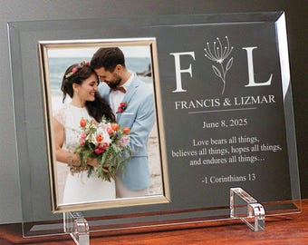 Wedding Picture Frame, Custom Glass Picture Frame, Anniversary and Engagement Gift, Wedding Souvenir Frames, Gift for Couples, Gift for Her