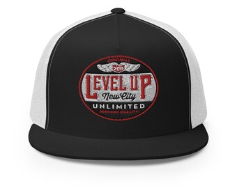 Level Up "Honderden tot Com,mas" Trucker Cap