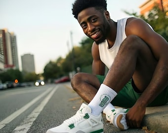 Black Foot Crew Socks, Jordan 4 Pine Green Style