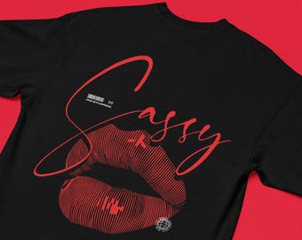 Sassy Lips Graphic Tee - Boxy Women's Cotton T-Shirt