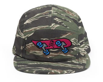Czapka z pięcioma panelami w kamuflażu, czapka z czaszką w stylu skateboardowym, miejska odzież uliczna