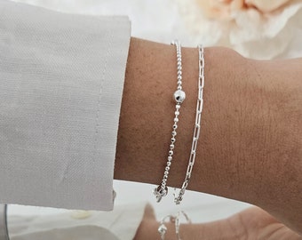 Conjunto de pulseras de capas de plata de ley: delicado dúo de cadenas de plata