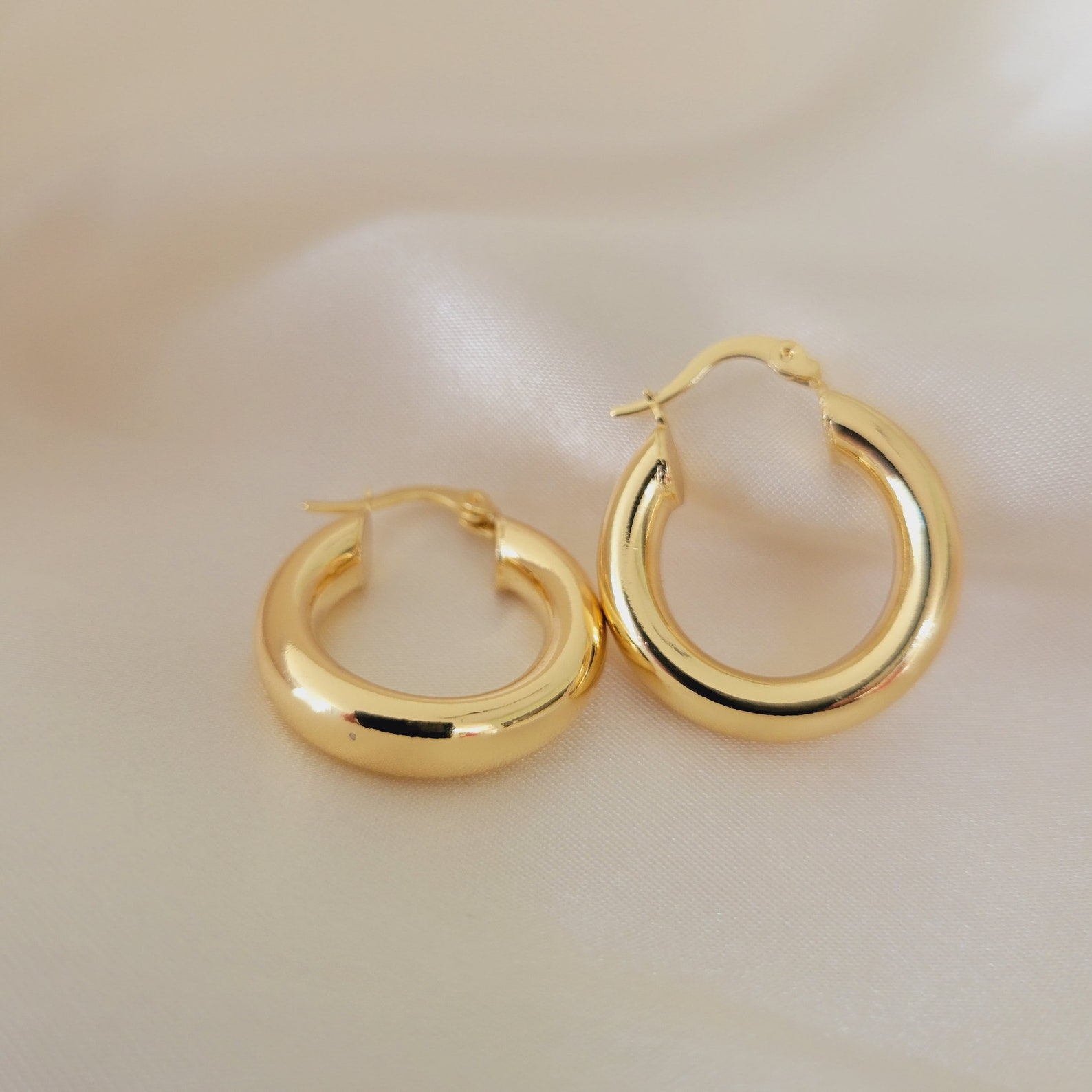 18k Filled Gold Hoops Earrings Chunky Gold Hoopsgold Hoop - Etsy