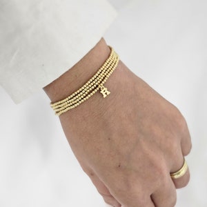 Pulsera personalizada de 2, 3 y 4 mm con cuentas y letras apiladas, pulsera de bolas doradas, conjunto de pulseras para mujer, pulsera dorada apilada, regalo para ella