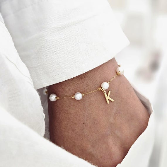 Personalized Pearl Bracelet: 18K Gold Filled, Hypoallergenic
