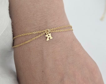 Set di braccialetti con iniziali personalizzate: catena a graffetta riempita in oro 18 carati